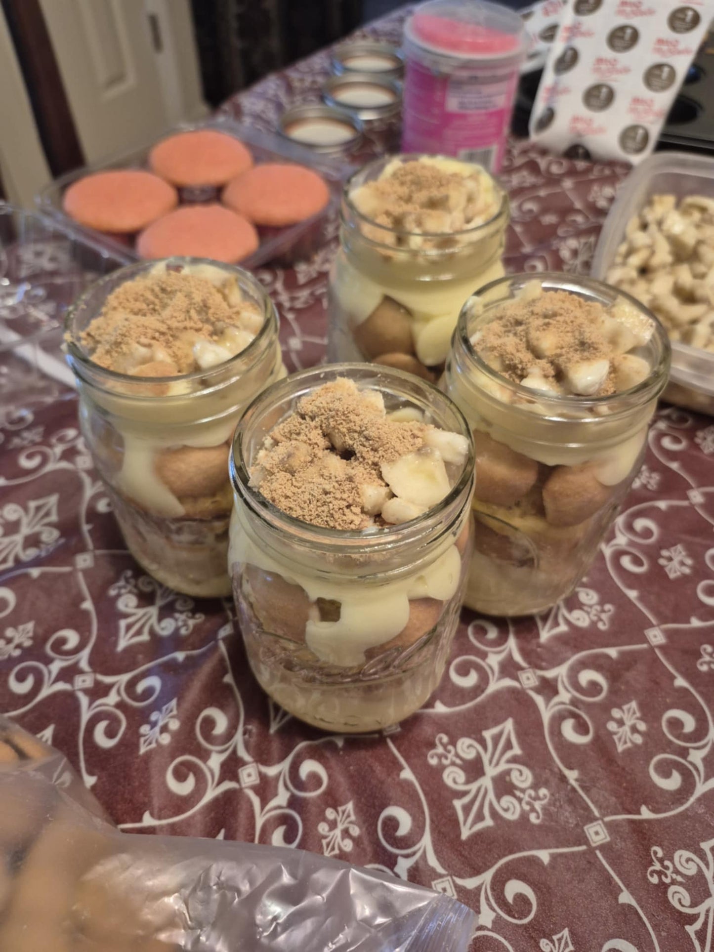 Banana pudding dessert jars